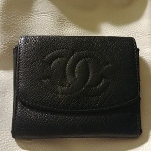 Authentic Channel wallet